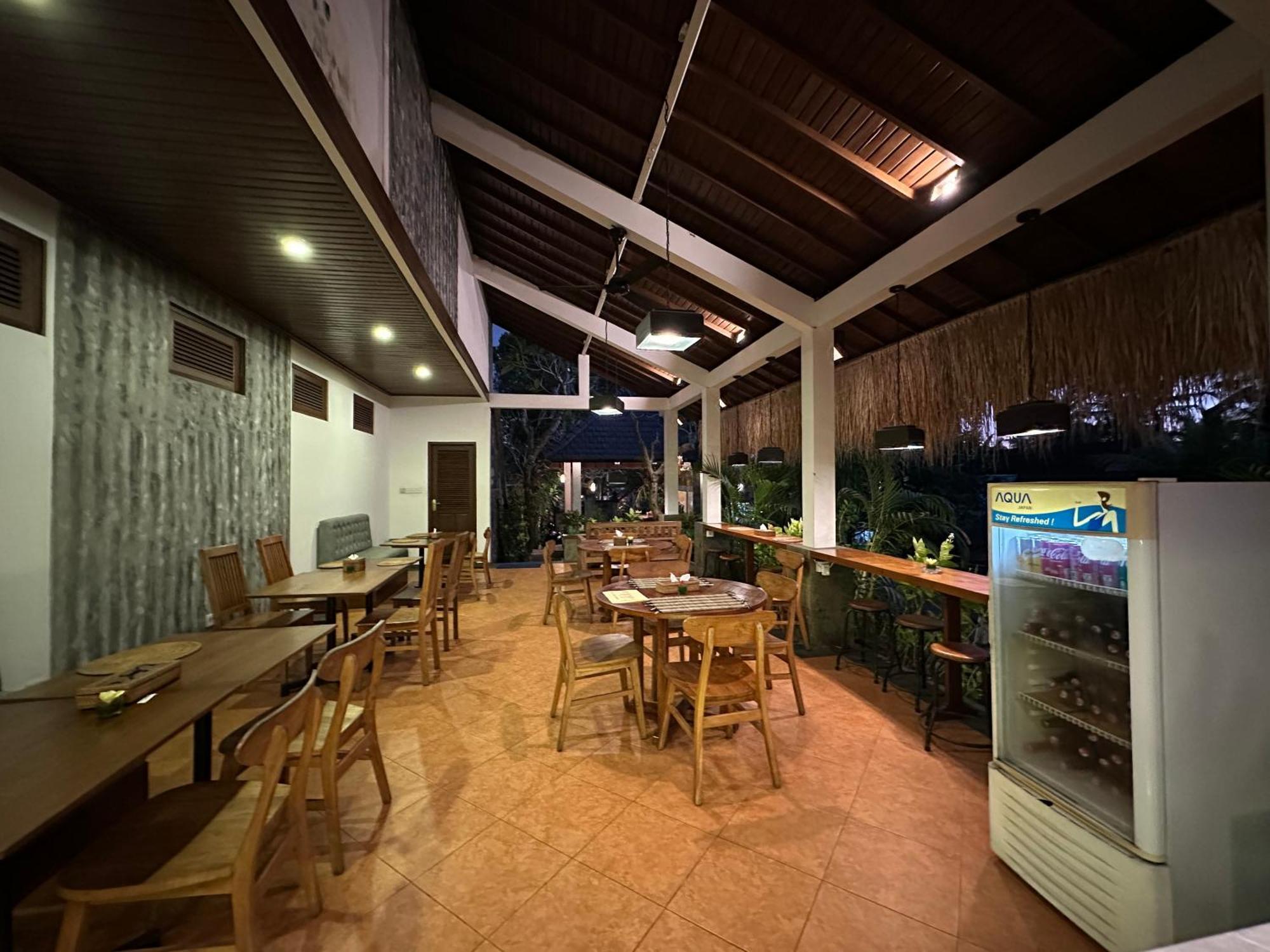 Dupa Ubud Luaran gambar
