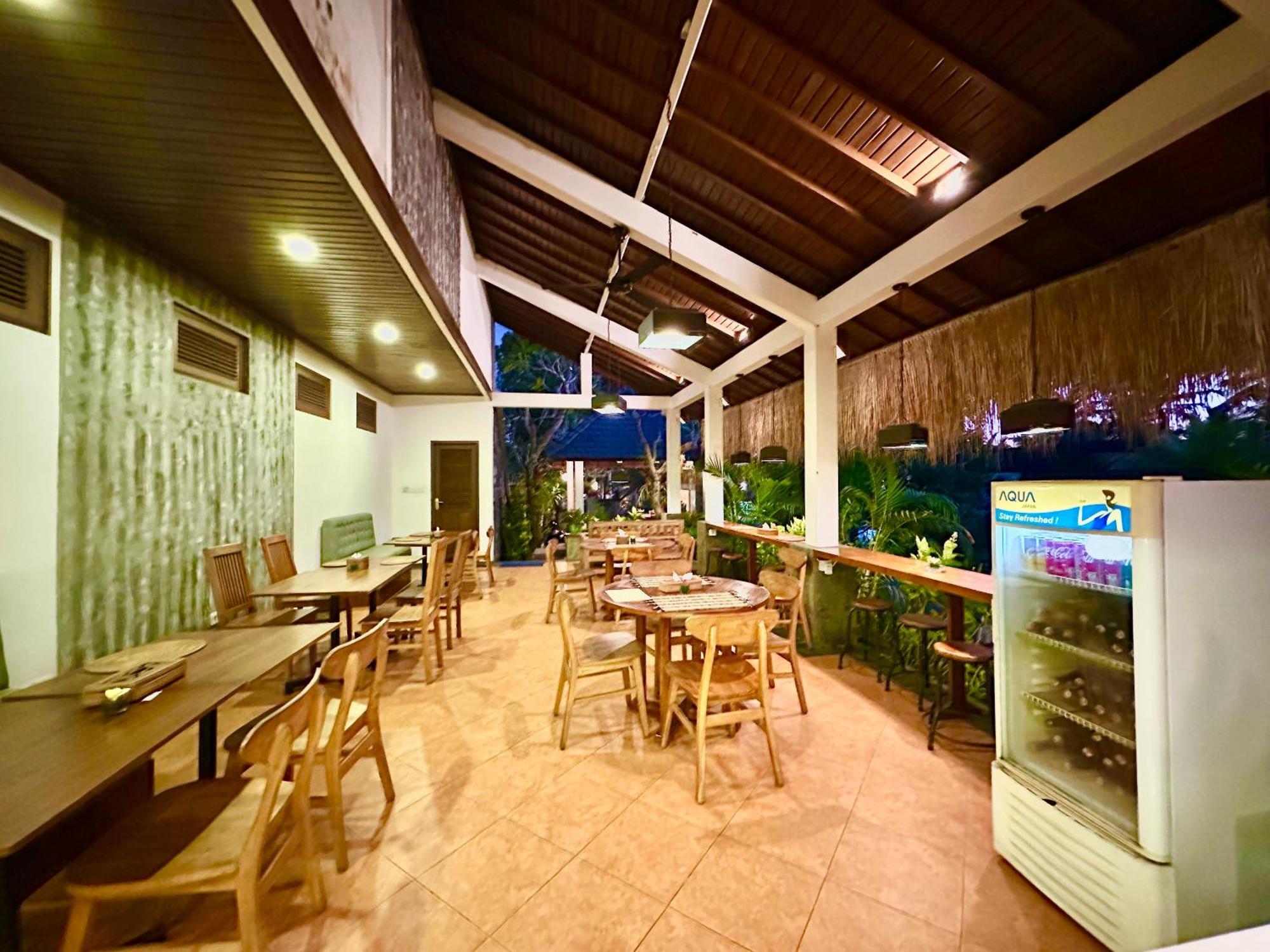 Dupa Ubud Luaran gambar