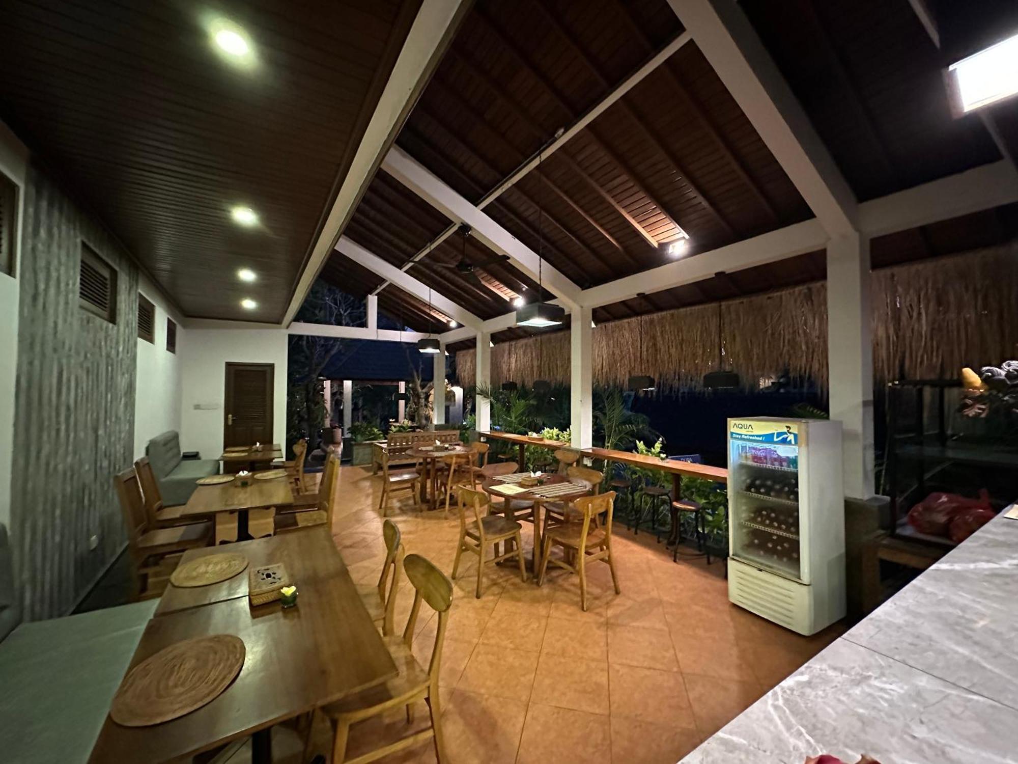 Dupa Ubud Luaran gambar