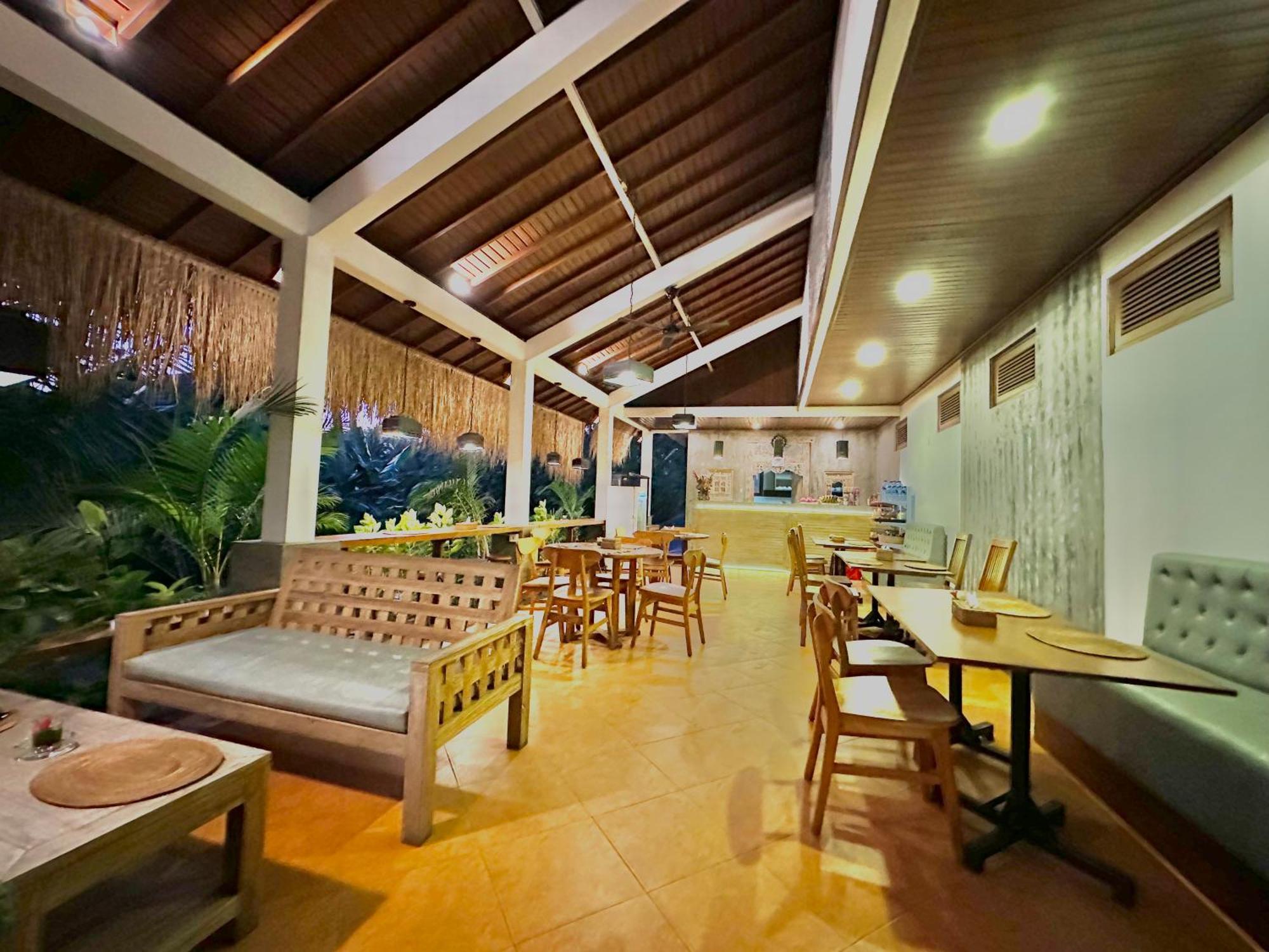Dupa Ubud Luaran gambar