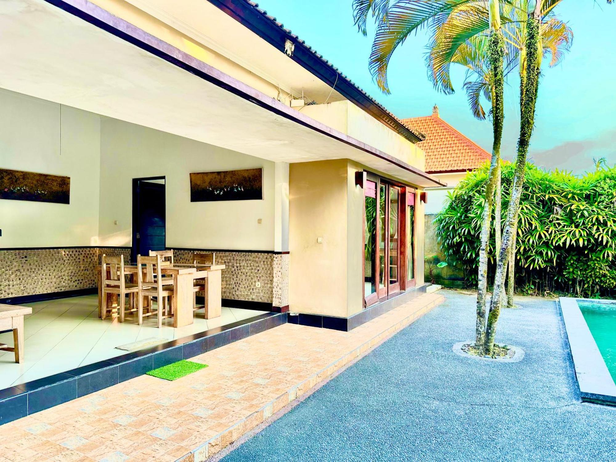 Dupa Ubud Luaran gambar