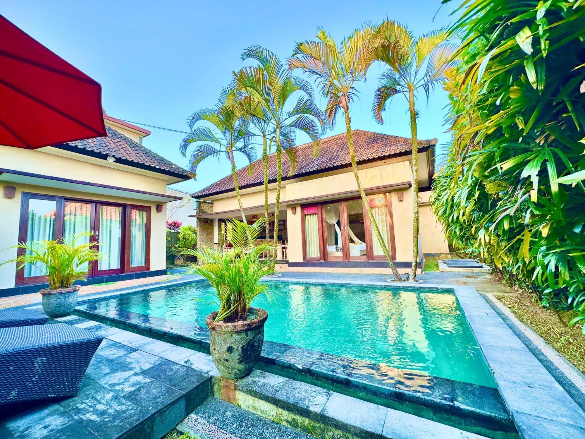 Dupa Ubud Luaran gambar