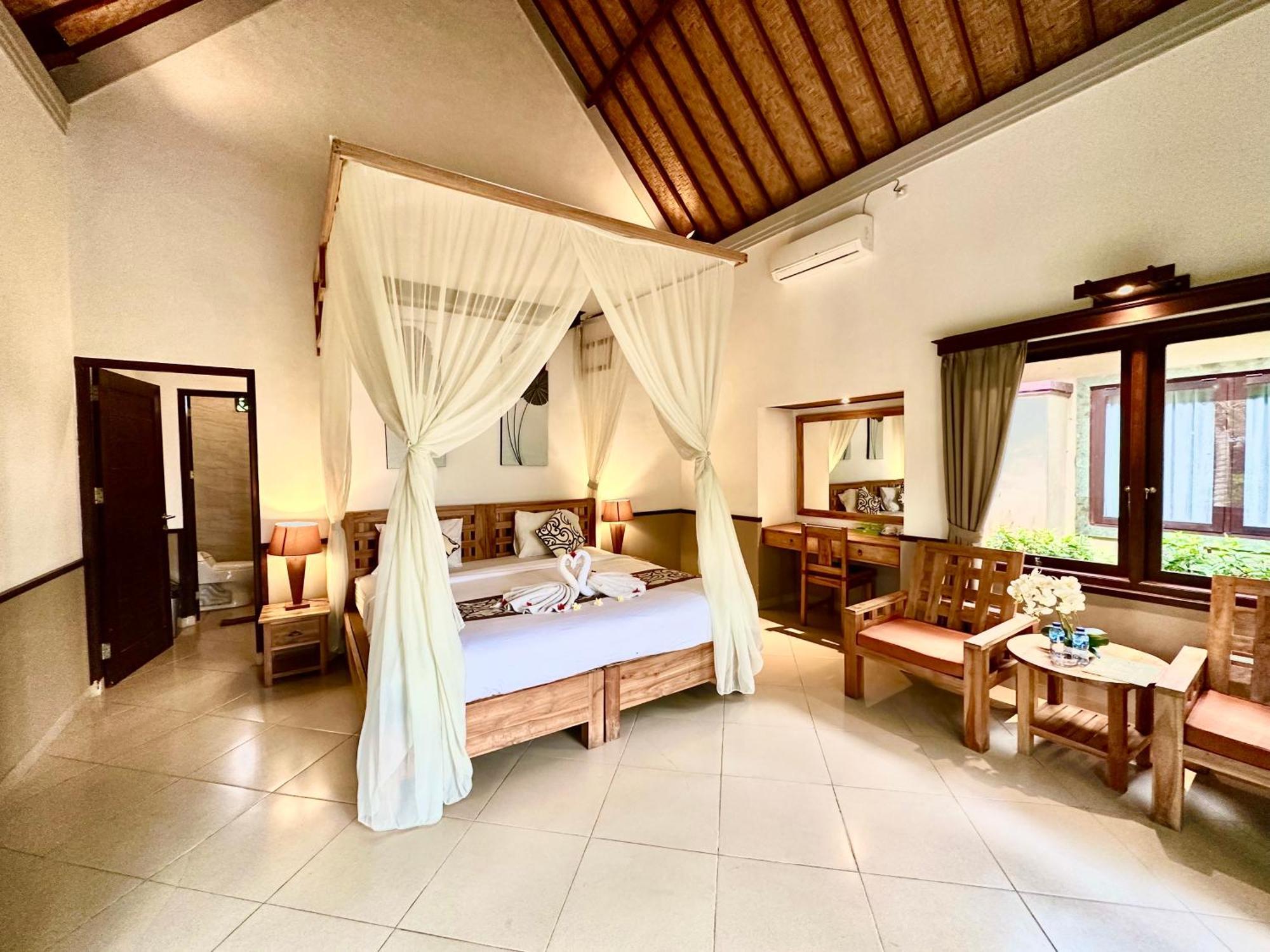 Dupa Ubud Luaran gambar