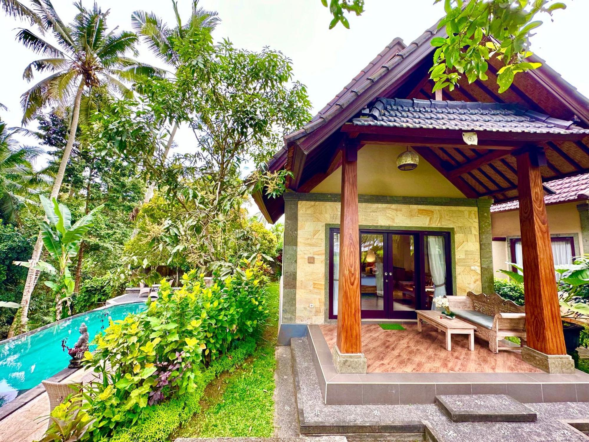 Dupa Ubud Luaran gambar
