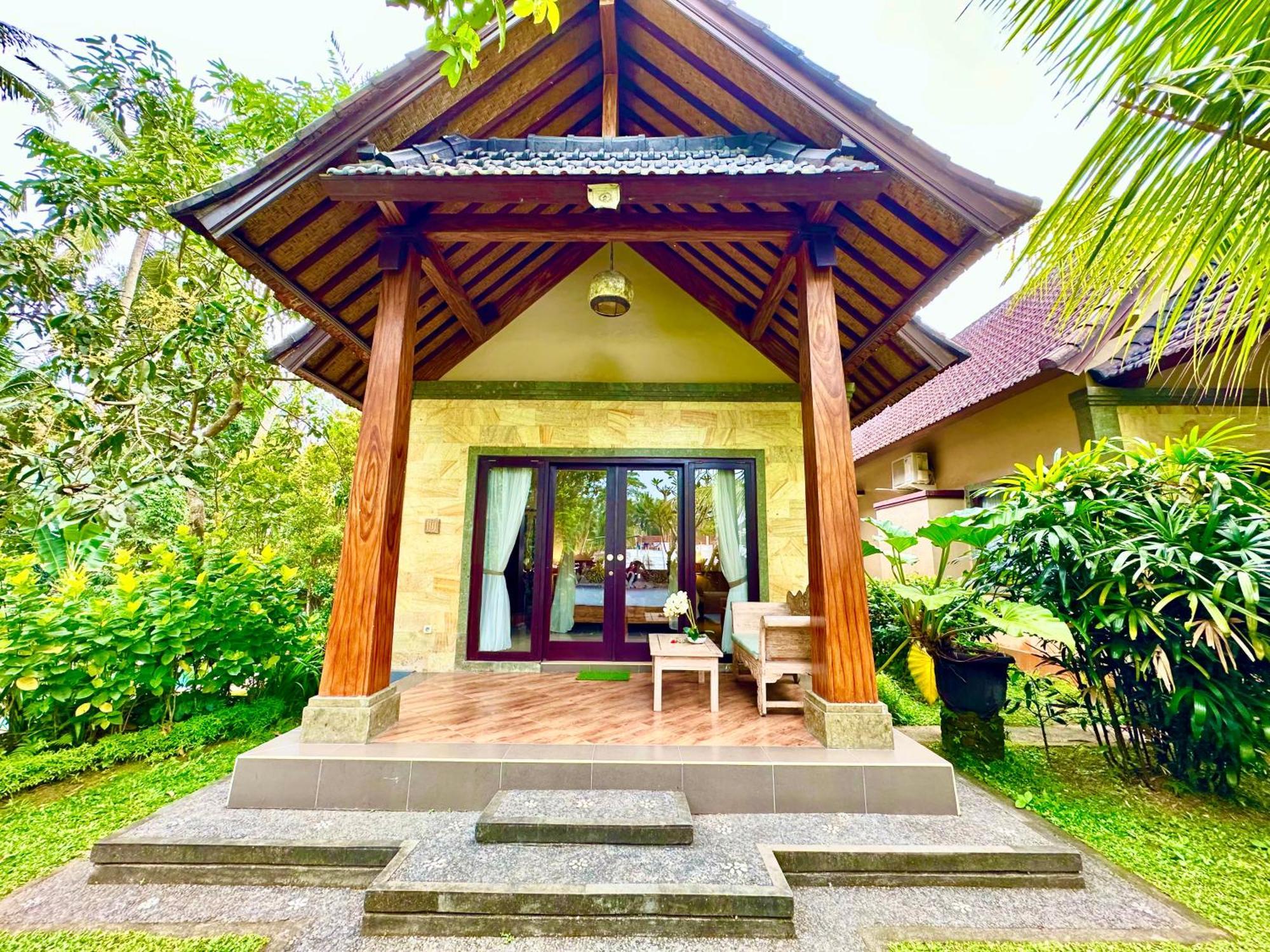 Dupa Ubud Luaran gambar